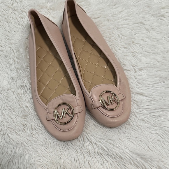 💙 Micheal Kors Leather Ballet Flats - Picture 1 of 5
